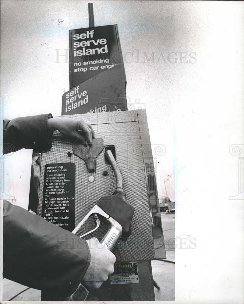 1977 Press Photo Bill Laitner - Historic Images