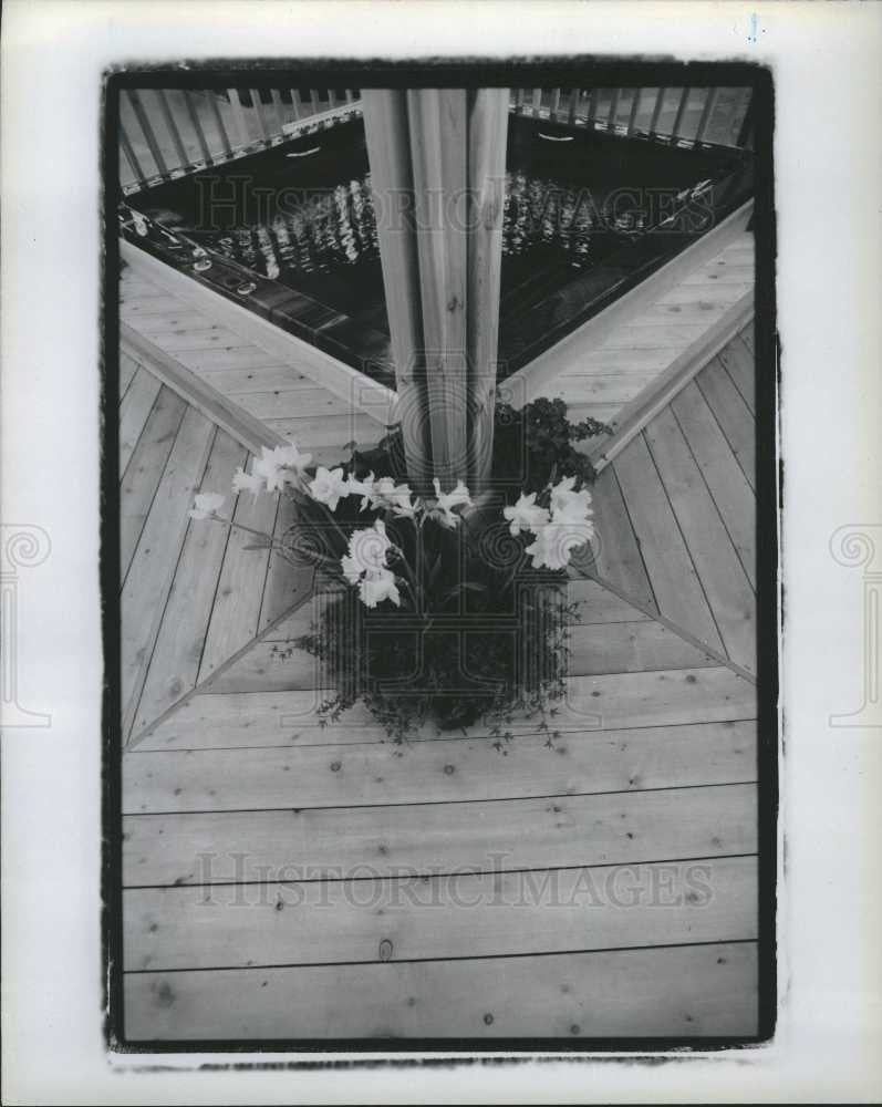 1993 Press Photo garden gardening Soulliere exhibit - Historic Images