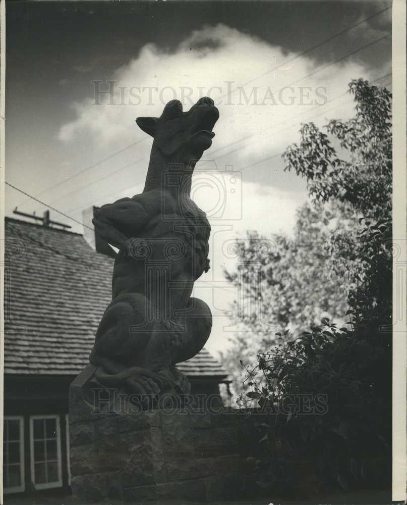 1933 Press Photo gargoyle - Historic Images