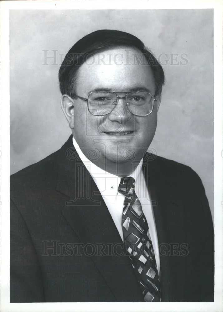 1993 Press Photo Vice President at NBD Bank - Historic Images