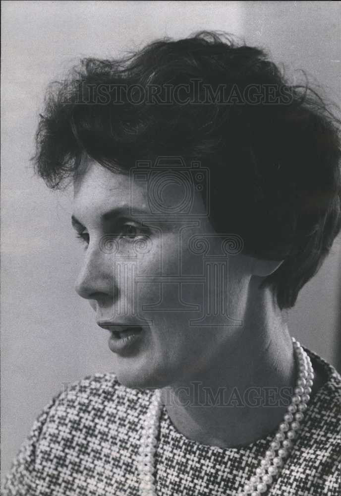 1966 Press Photo Zolton Ferency wife - Historic Images