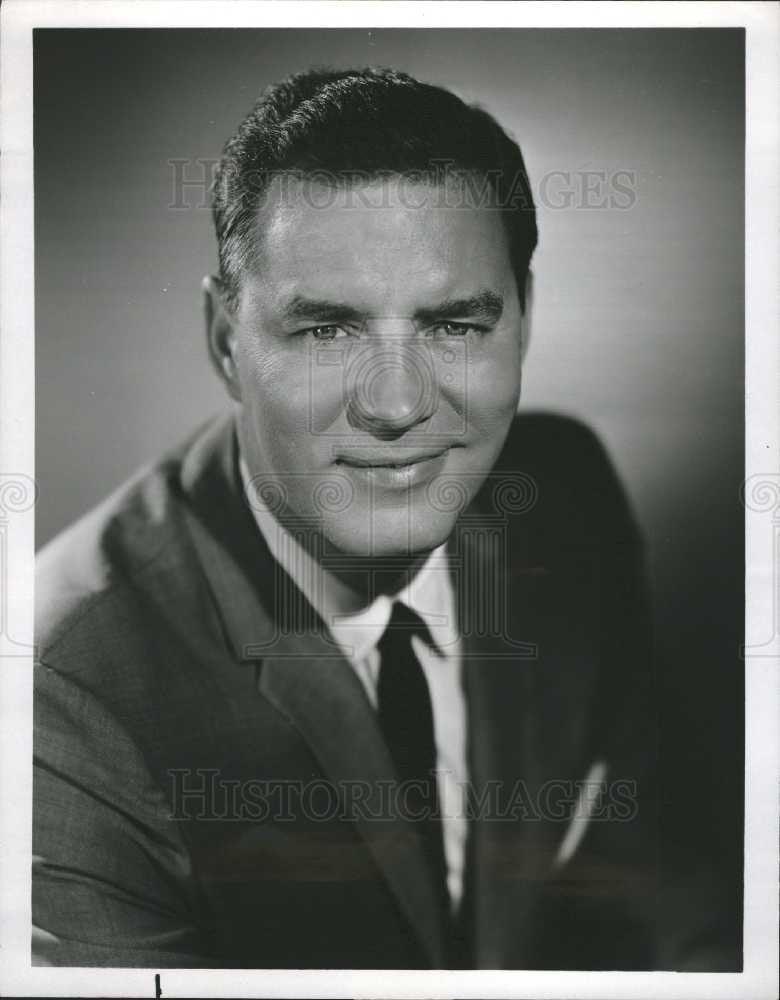 1967 Press Photo Art Fleming television host Jeopardy - Historic Images