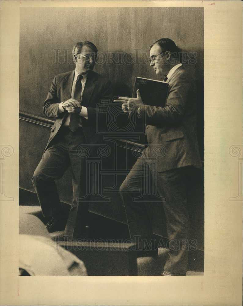 1988 Press Photo Attorney Jim Edwards - Historic Images