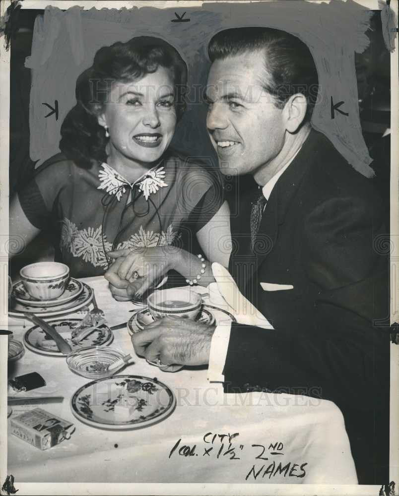 1952 Press Photo Lang Jeffries and Rhonda Fleming. - Historic Images