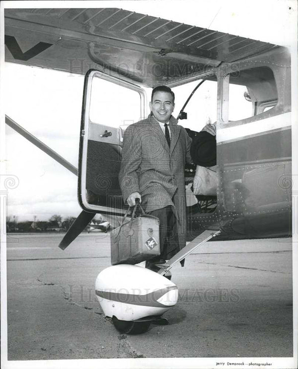 1961 Press Photo William Bill Flemming journalist - Historic Images