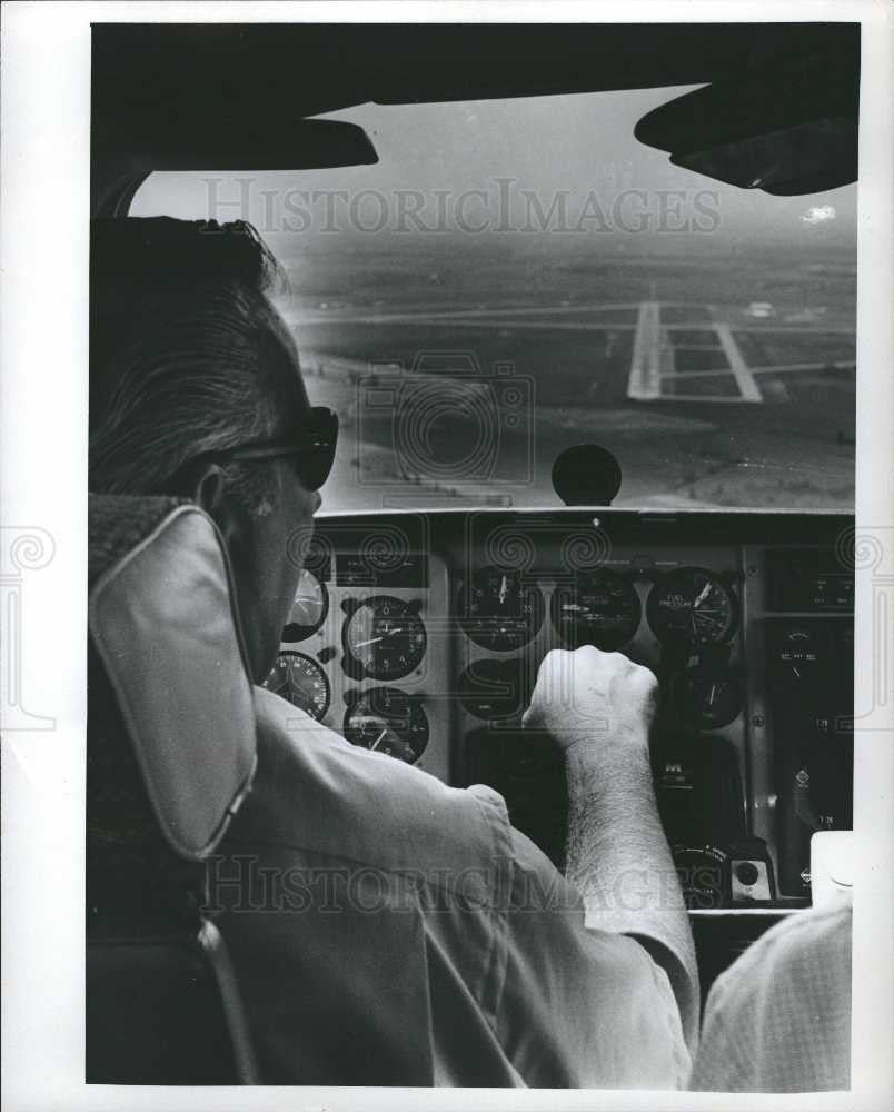 Press Photo Pilot Bill Hemming - Historic Images