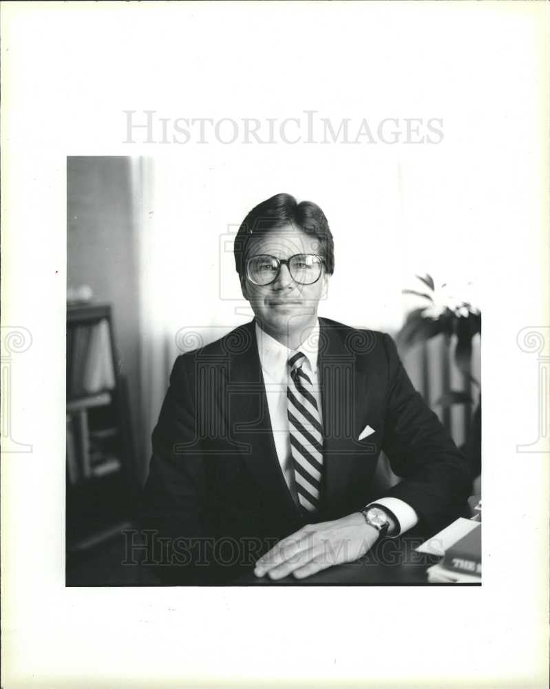 1985 Press Photo Eick Chairman historic district - Historic Images