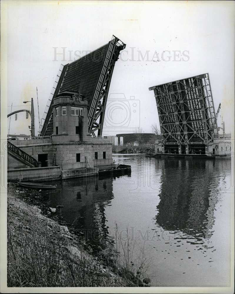 1979 Press Photo fort street bridge - Historic Images