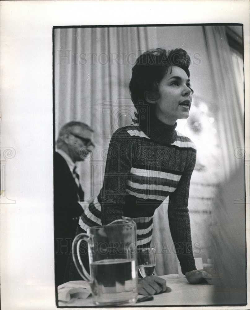 1973 Press Photo Julie Nixon Eisenhower Watergate Press - Historic Images