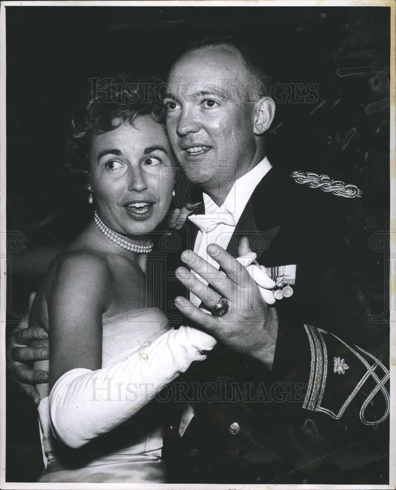 1959 Press Photo Major John Eisenhower Barbara Jean - Historic Images