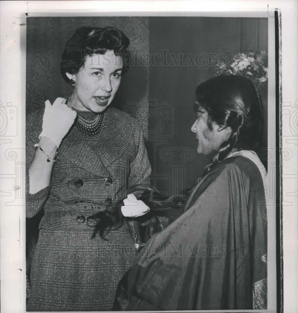 1959 Press Photo HAIR, FRINEDS IMAGE - Historic Images