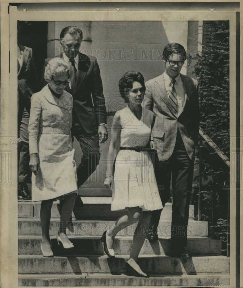 1973 Press Photo Mrs.Nixon David Julie Eisenhower Tkach - Historic Images