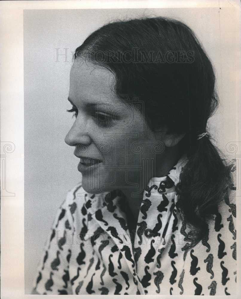 1961 Press Photo author Carol Eisen - Historic Images
