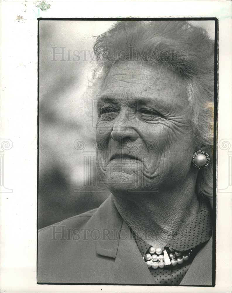 1990 Press Photo First Lady Barbara Bush - Historic Images