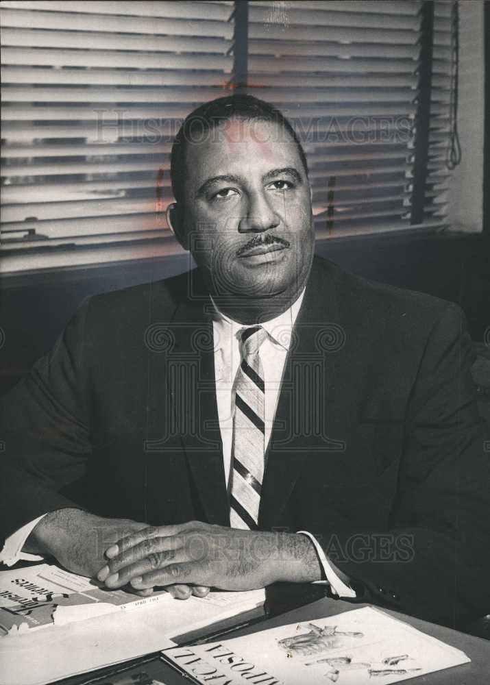 1964 Press Photo DR. JOHN F. BURTON - Historic Images