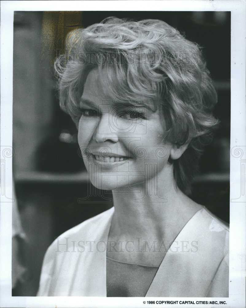 1986 Press Photo Ellen Burstyn, actress - Historic Images