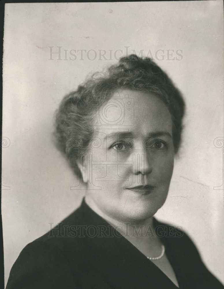 1944 Press Photo Mrs. Howell Van Auken - Historic Images
