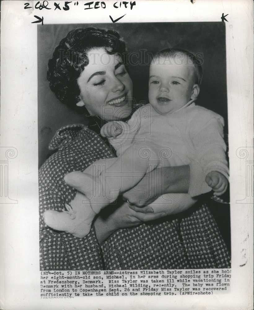 1953 Press Photo Elizabeth Taylor infant Denmark - Historic Images