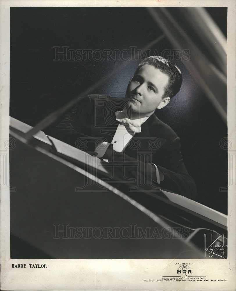 1954 Press Photo harry taylor pianist - Historic Images