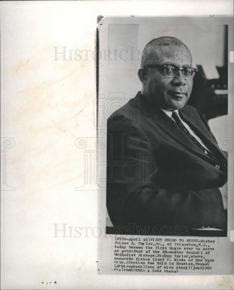 1965 Press Photo Prince A.Taylor American Bishop - Historic Images