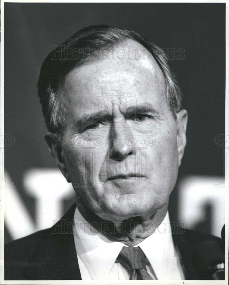 1990 Press Photo George Bush United States President - Historic Images