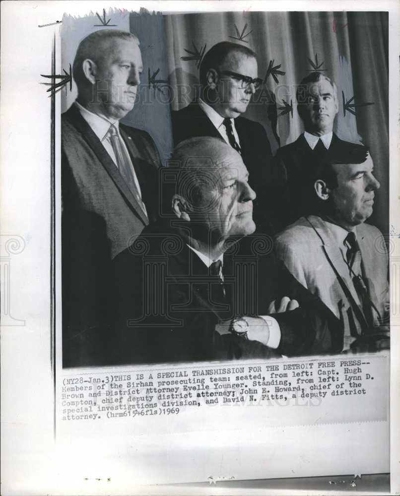1969 Press Photo Sirhan Hugh Brown Younger Compton - Historic Images