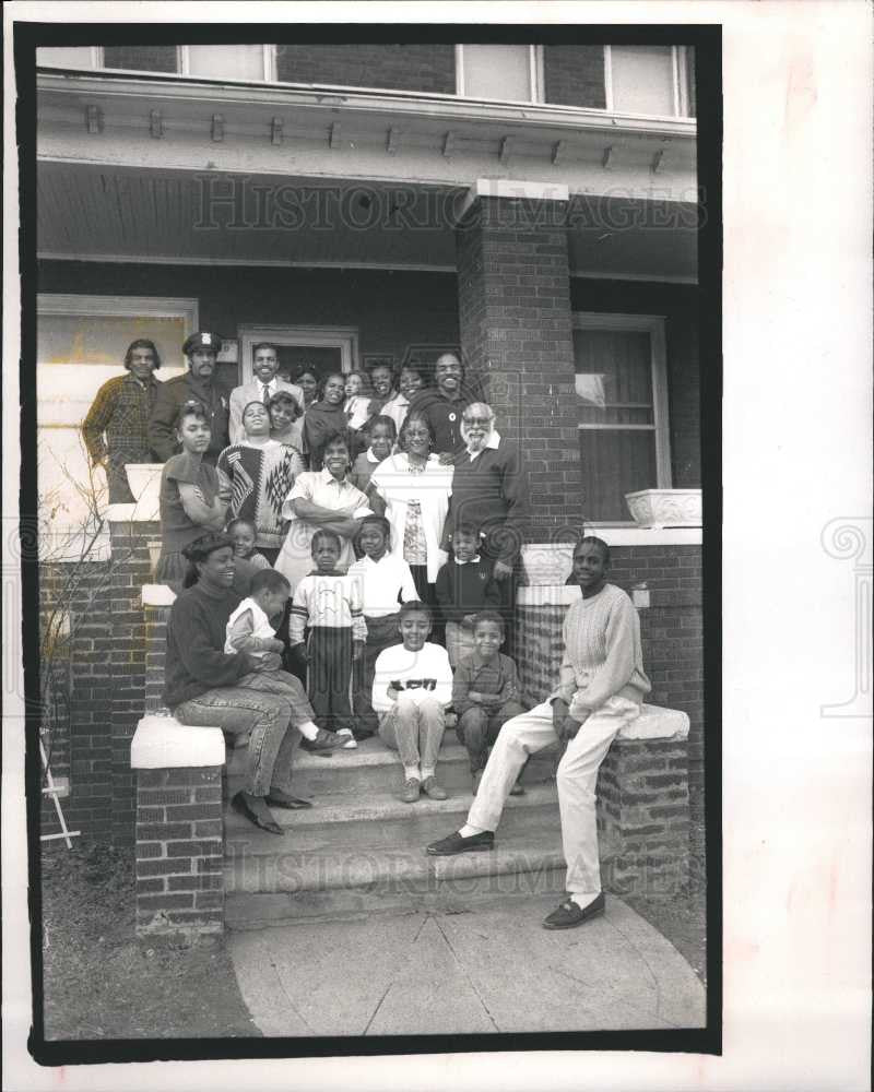 1989 Press Photo Lick &amp;Singleton&amp;Children - Historic Images