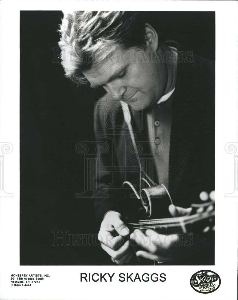 1999 Press Photo Ricky Skaggs, bluegrass singer - Historic Images