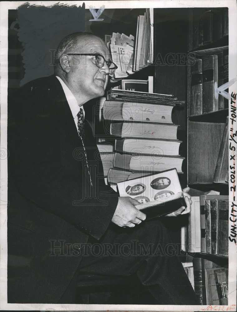 1957 Press Photo WALLY STEIGER - Historic Images