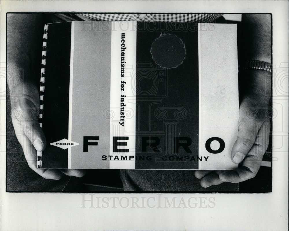 1982 Press Photo Ferro stamping company - Historic Images