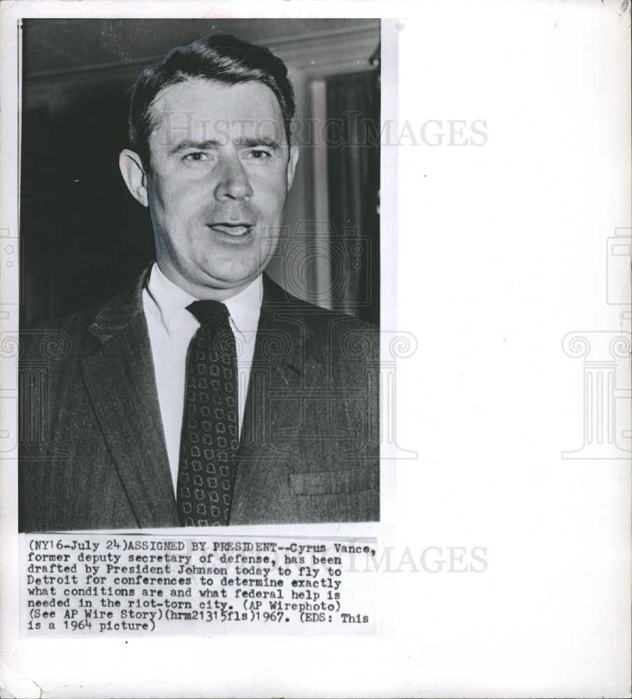1967 Press Photo Cyrus Vance Detroit riots federal aid - Historic Images
