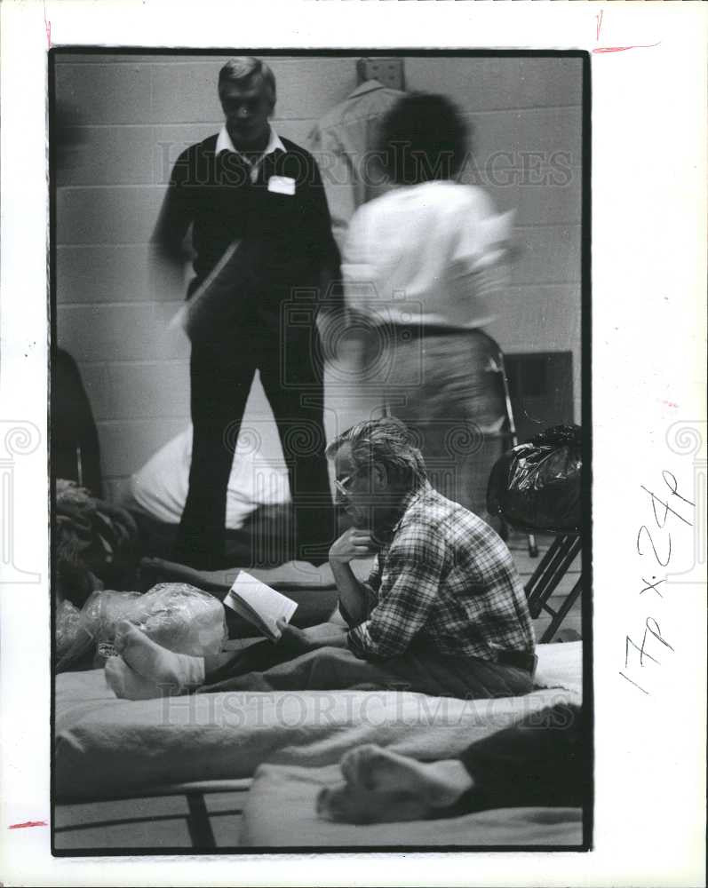 1990 Press Photo homeless shelter Warren Darrel Cole - Historic Images