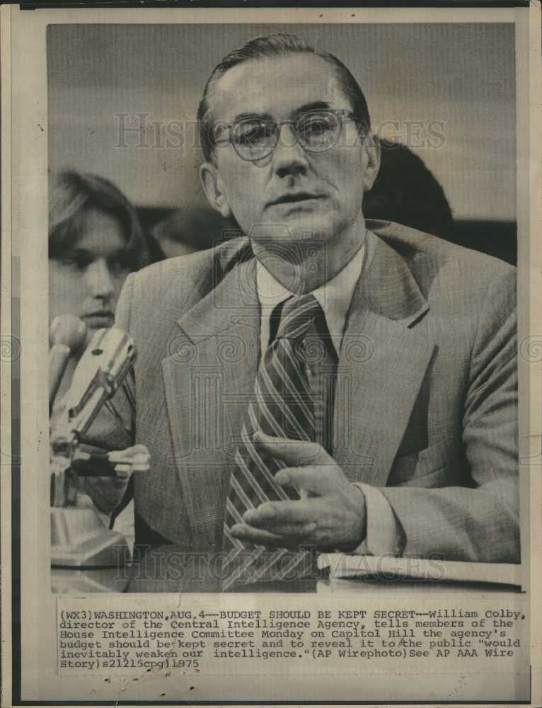 1975 Press Photo William Colby CIA Budget Capital Hill - Historic Images