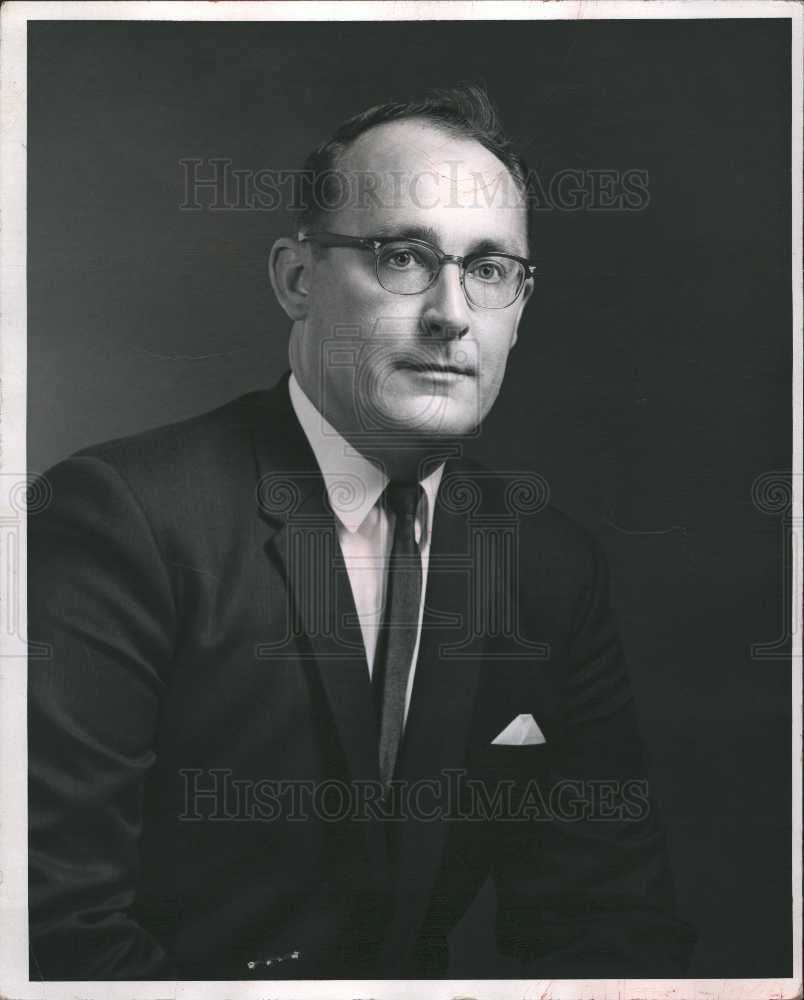 1970 Press Photo Edwin E. Coil General Manager - Historic Images
