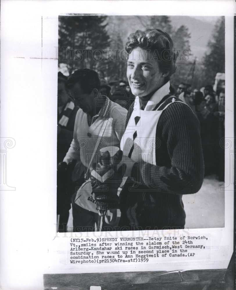 1959 Press Photo Betsy Snite slalom Olympics ski races - Historic Images