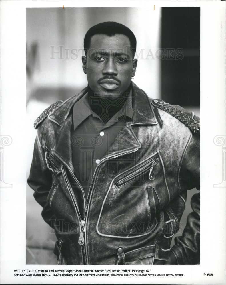 Press Photo John Cutter Passenger 57 Actor Movie - Historic Images