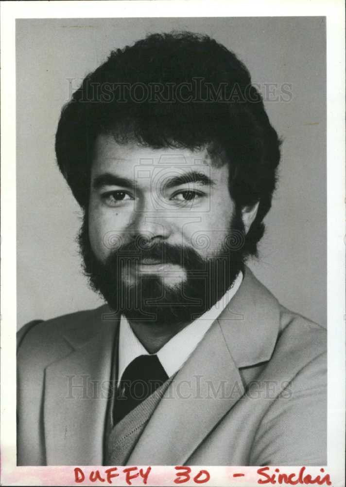 1984 Press Photo NORMAN SINCLAIR, reporter - Historic Images