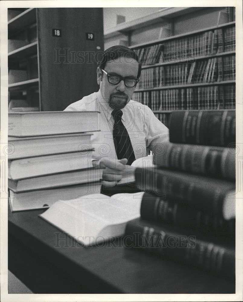 1971 Press Photo Leon S Cohan Lawyer Detroit Michigan - Historic Images