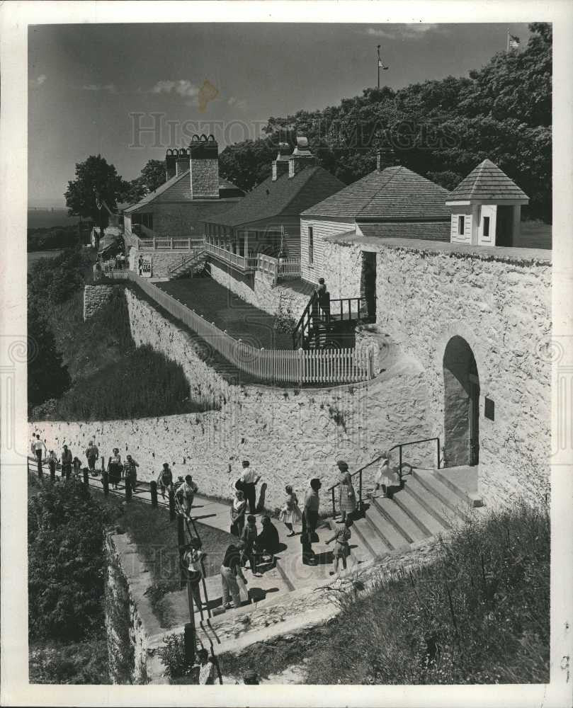 1965 Press Photo Fort Mackinne - Historic Images