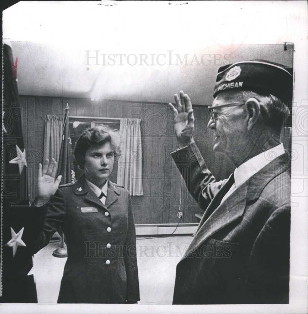 1966 Press Photo Patricia Smith woman Legionnaire - Historic Images