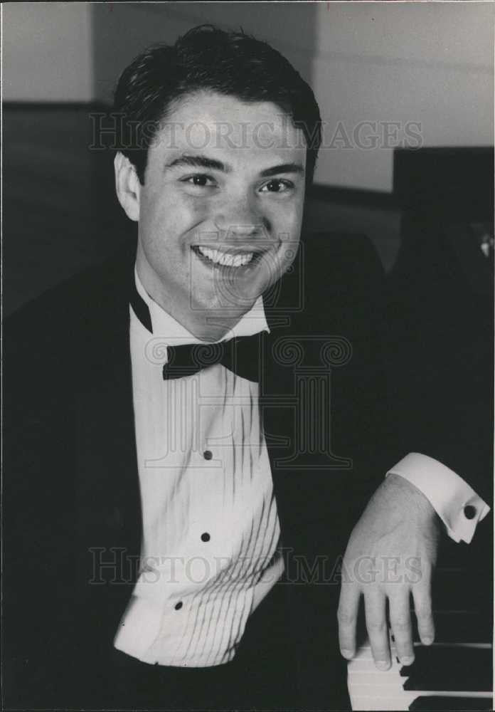 1982 Press Photo Jose Cocarelli piano musician Brazil - Historic Images