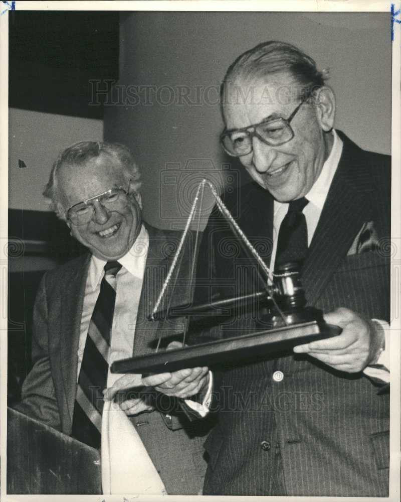 1986 Press Photo roger chairman general-motors corpn - Historic Images