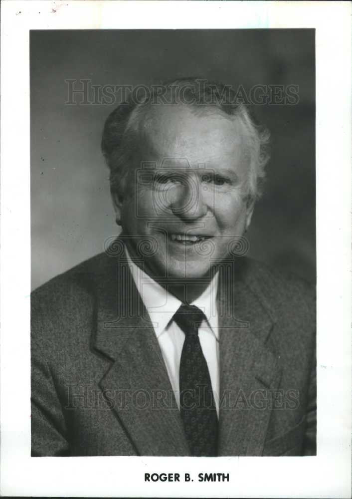 1988 Press Photo Roger Bonham Smith CEO Chairman GM - Historic Images