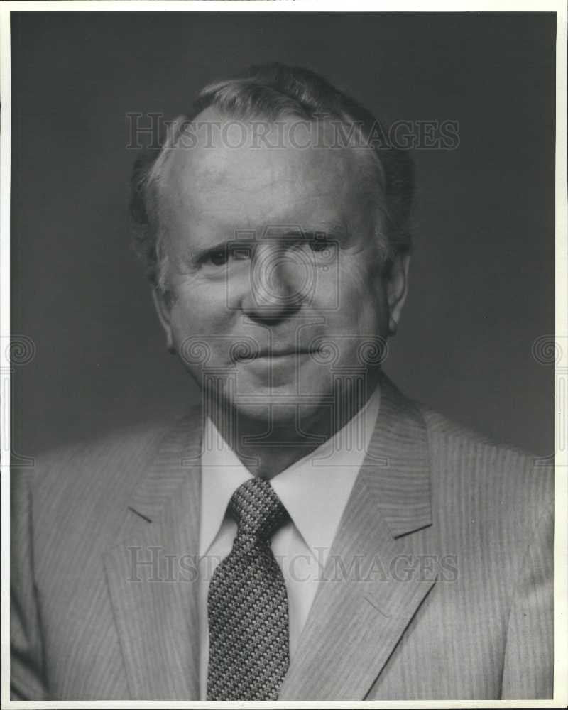 1985 Press Photo Roger Smith Chairman CEO GM - Historic Images