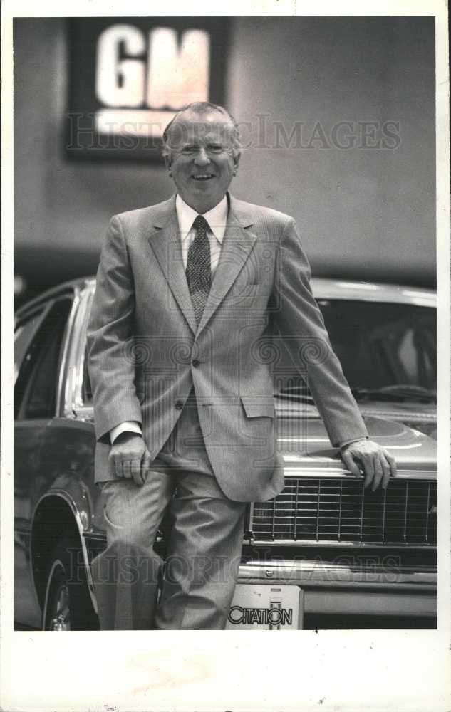 1983 Press Photo General Motors Chairman Roger Smith - Historic Images