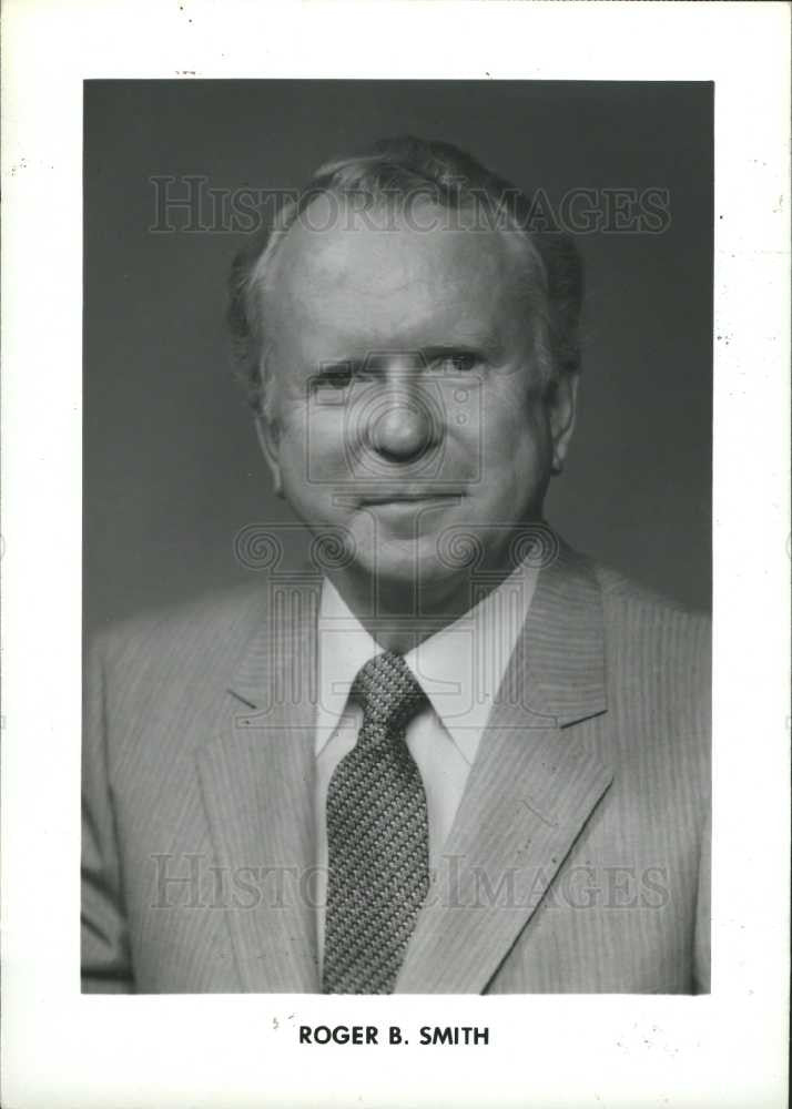 1988 Press Photo Roger Bonham Smith -CEO General Motors - Historic Images