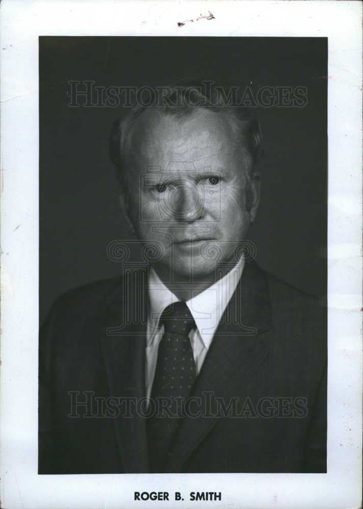 1975 Press Photo Roger Bonham Smith -CEO General Motors - Historic Images