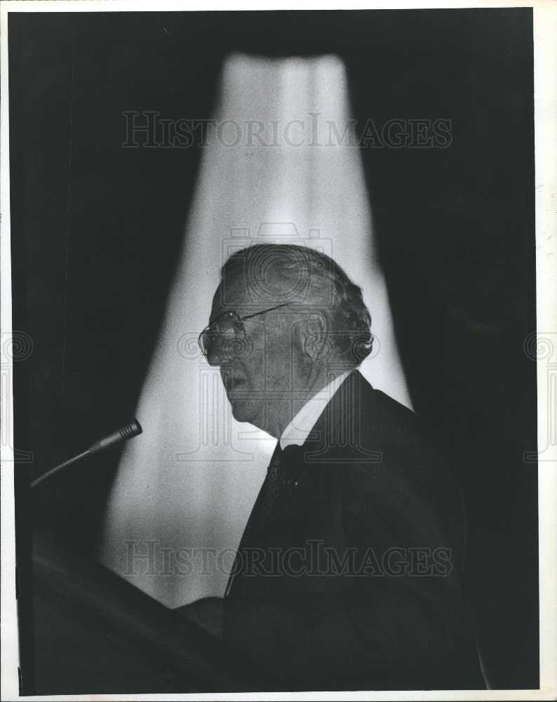 1990 Press Photo Roger Smith - Historic Images