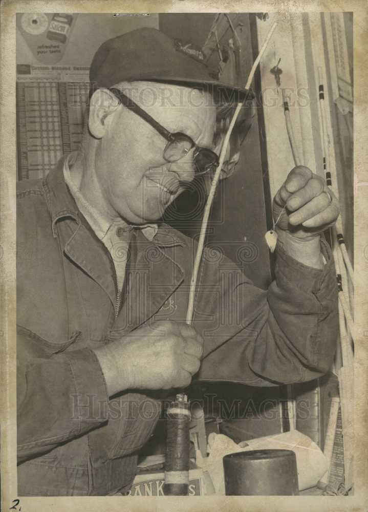 1958 Press Photo Fishing - Historic Images