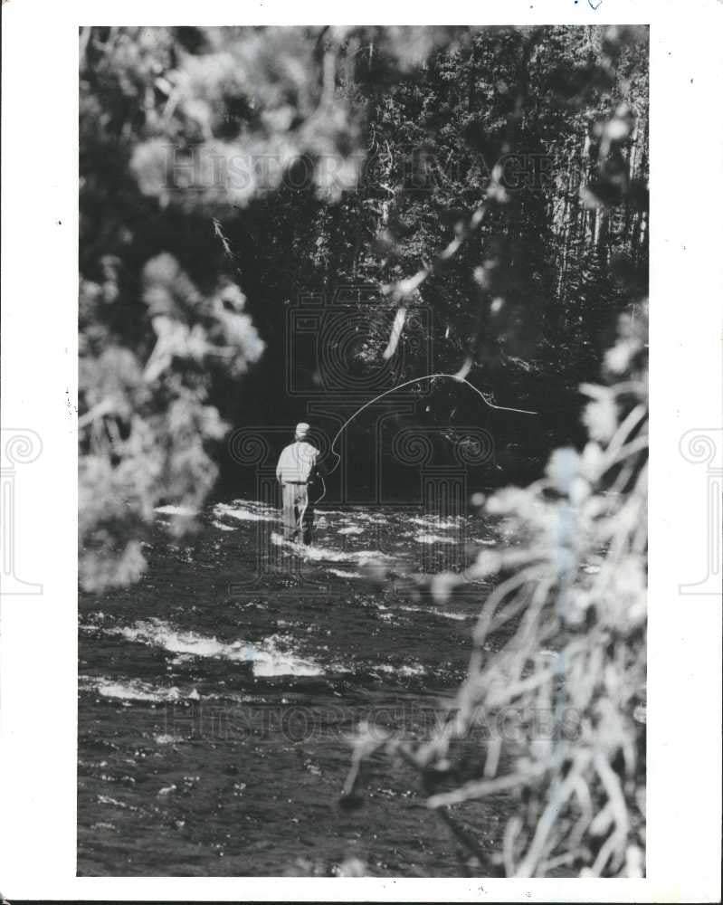 1984 Press Photo Fishing fishermen flyfishermen - Historic Images